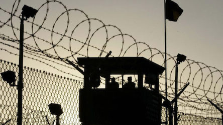 Свежие новости: Помощник начальника Вознесенской исправительной колонии попался на взятке в 1000 долларов