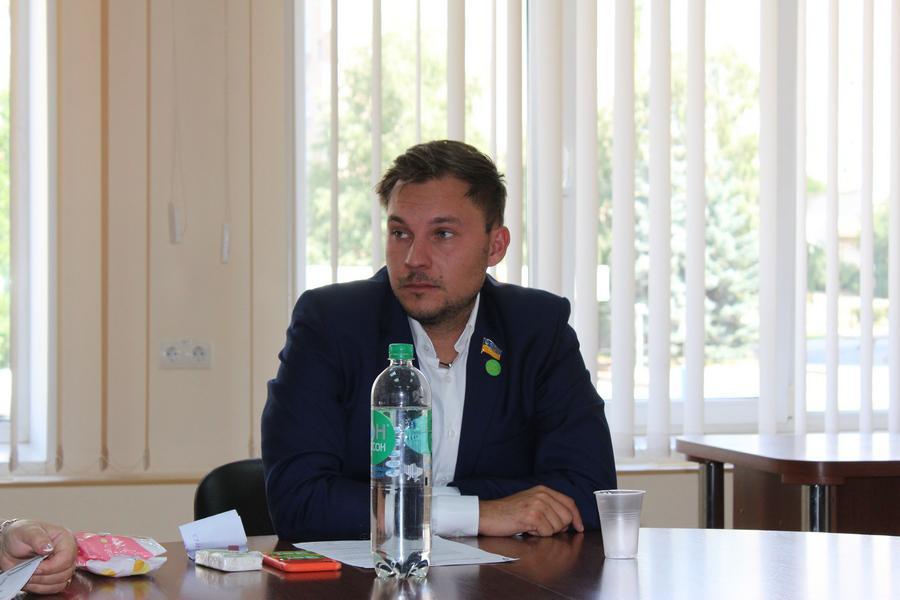 Свежие новости: Николаевский надреп Черноморов считает, что трудоустраивать своих помощников на должность глав РГА – это «правильный метод»