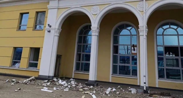 Свежие новости: Ворог атакував залізницю Слов'янська, є поранені