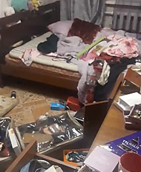 Фото новости: В Николаеве неизвестные устроили погром в квартире чиновницы ОГА Свежие новости: В Николаеве неизвестные устроили погром в квартире чиновницы ОГА