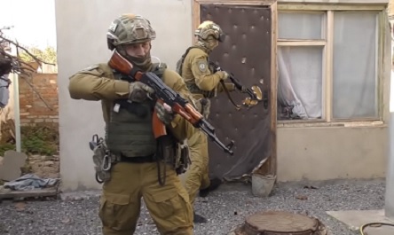 Свежие новости: ВИДЕО: В Вознесенске задержали банду, похищавшую и пытавшую людей