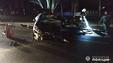 Свежие новости: Николаевская полиция ищет свидетелей ночного ДТП, в котором погибли двое