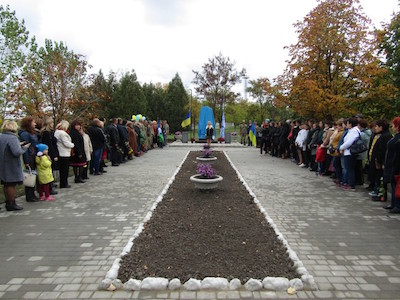 Свежие новости: В Снігурівці відкрили стелу борцям за волю та незалежність України