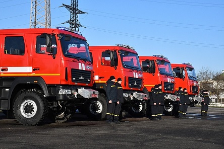 Свежие новости: Николаевским спасателям передали 4 новых пожарных автомобиля