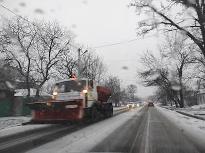 Свежие новости: В Николаеве начался сильный снегопад: затруднено движение автотранспорта по дорогам