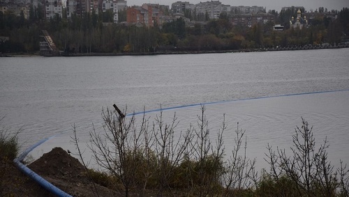 Фото новости: Труба «варваровского» дюкера всплыла на поверхность реки Свежие новости: Труба «варваровского» дюкера всплыла на поверхность реки