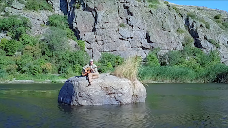 Свежие новости: Музыкальная группа «ПАПАРАДИО» сняла клип на песню 