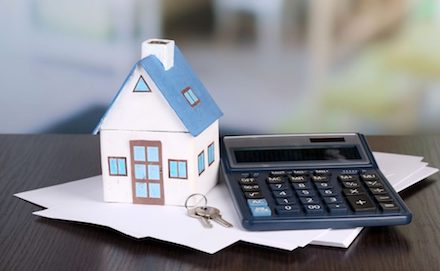 Свежие новости: Все расходы украинцев проверят, налоги заставят доплатить даже за старые квартиры