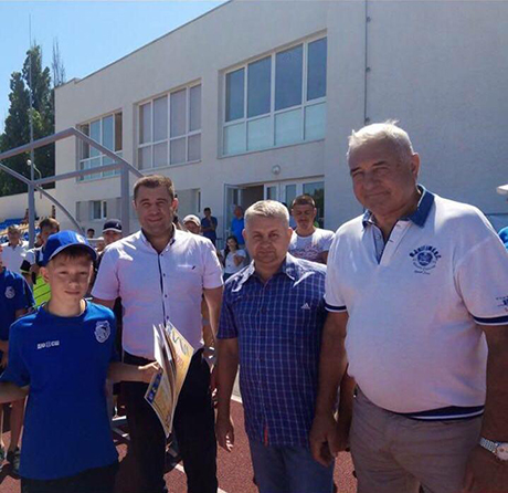 Свежие новости: Юношеская футбольная команда из Николаева победитела в турнире ко Дню защиты детей