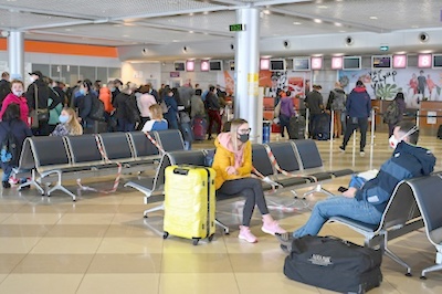 Свежие новости: Несмотря на все запреты: 98% иностранцев допустили в Украину на выходных