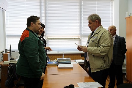 Свежие новости: Еще двое работников ЮУАЭС стали счастливыми новоселами