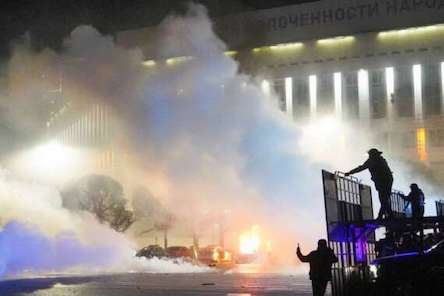 Свежие новости: Протесты в Казахстане: в Алматы началась антитеррористическая спецоперация