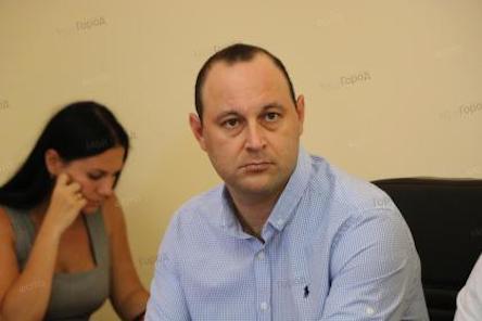 Свежие новости: «Это надуманная история», — нардеп от «Слуги народа» прокомментировал скандал с незаконной добычей песка