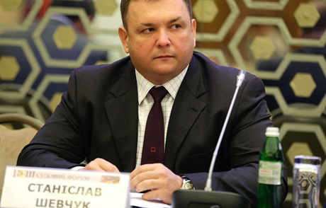Фото новости: Банковая готовит отставку главы Конституционного суда, чтоб сорвать инаугурацию Зеленского Свежие новости: Банковая готовит отставку главы Конституционного суда, чтоб сорвать инаугурацию Зеленского