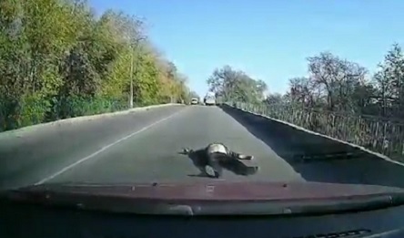 Свежие новости: Был нетрезв и передумал ехать в больницу. В Днепре объяснили, почему из скорой выпал пациент