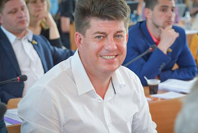 Свежие новости: Николаевского депутата Солтыса избил рабочий во дворе жилого дома