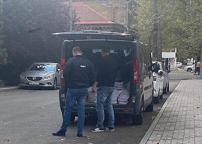 Свежие новости: В Николаеве налоговые милиционеры вывозят уголовные производства
