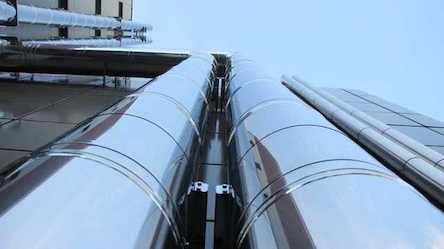 Свежие новости: В системе парижских трубопроводов для поливки улиц врачи обнаружили коронавирус