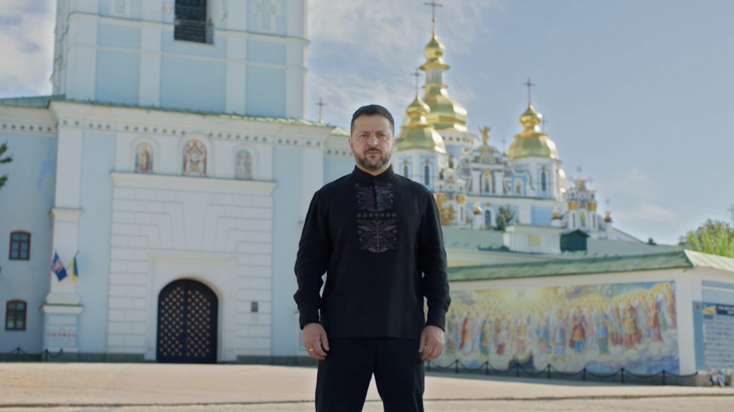 Свежие новости: «Не бруківка під ногами царів»: Зеленський звернувся до українців у 35-ту річницю Незалежності