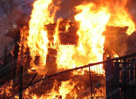 Свежие новости: На окраине Одессы подожгли частный дом — погибла хозяйка