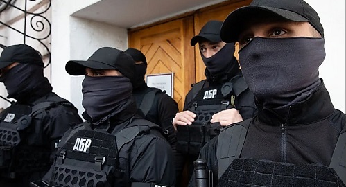 Свежие новости: В Харькове сотрудник СБУ с целью наживы организовал преступную группировку