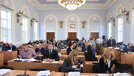 Свежие новости: На сессии Николаевского горсовета депутаты проваливают вопросы бизнесменов, но поддерживают коммунальные предприятия