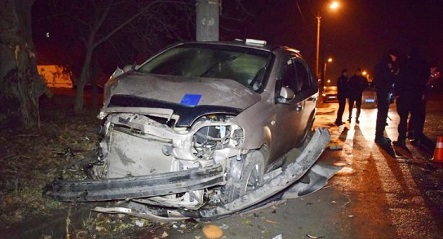 Свежие новости: В Николаеве пьяный военный разбил машину и сбежал