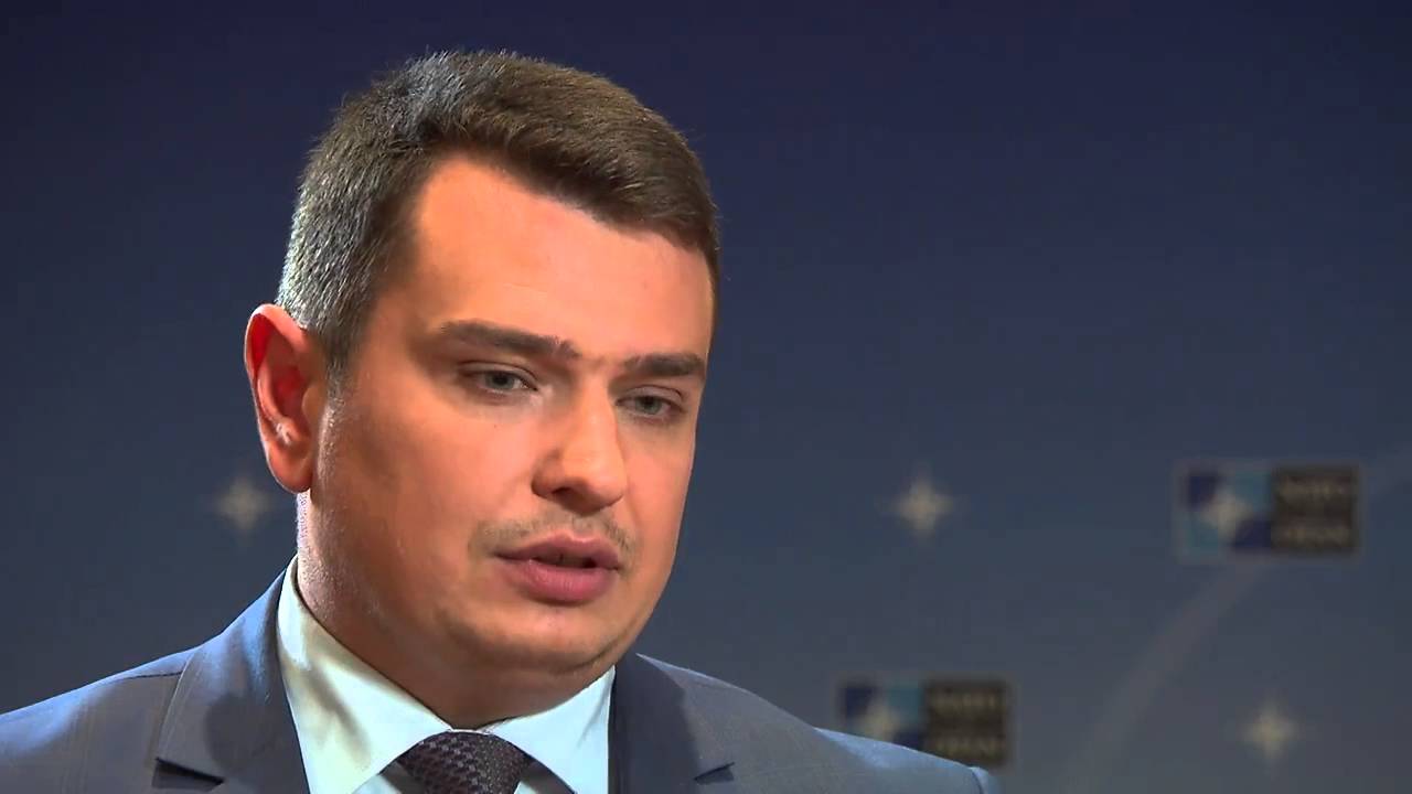 Свежие новости: Обнародованы скандальные разговоры Кулика с покровителем (видео)