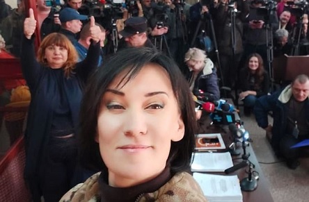 Фото новости: Зверобой избрали меру пресечения в виде личного обязательства с ношением электронного браслета Свежие новости: Зверобой избрали меру пресечения в виде личного обязательства с ношением электронного браслета