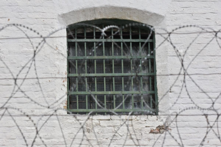 Свежие новости: В Николаевском СИЗО обвиняемые начали бессрочную акцию голодовки – адвокат