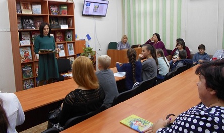 Свежие новости: Презентація книги Світлани Аман «Пломбір з вишневим сиропом»