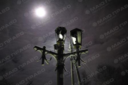 Свежие новости: В Вознесенске вандалы бьют уличные фонари