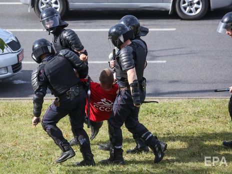 Свежие новости: Мужчин в СИЗО раздевают догола, ставят на четвереньки и избивают – очевидцы о задержанных в Беларуси