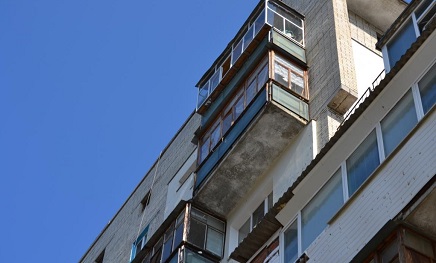 Свежие новости: В Сумах женщина выбросилась с 10 этажа