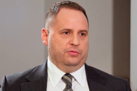 Свежие новости: Глава Офиса президента обвинил нардепа Лероса во лжи