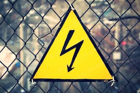 Свежие новости: Под Первомайском экспедитора убило током на крыше вагона