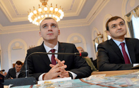 Свежие новости: «42 депутата должны извиниться»: Нардепы Николаевщины считают, что после восстановления Сенкевич обязан распустить горсовет