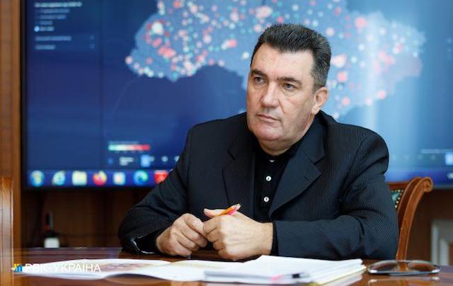 Фото новости: Данилов о возможности нападения России: сегодня угроз не видим Свежие новости: Данилов о возможности нападения России: сегодня угроз не видим