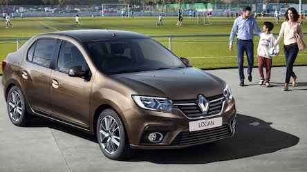 Свежие новости: В Николаеве автомобиль врезался в припаркованный Renault и скрылся