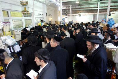 Свежие новости: Хасиды оставляют в Украине довольно крупные суммы денег