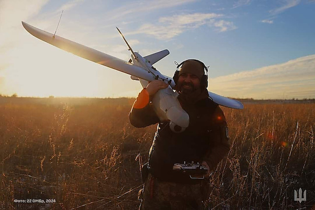 Свежие новости: Президент Зеленський доручив створити окремий вид військ – Сили безпілотних систем