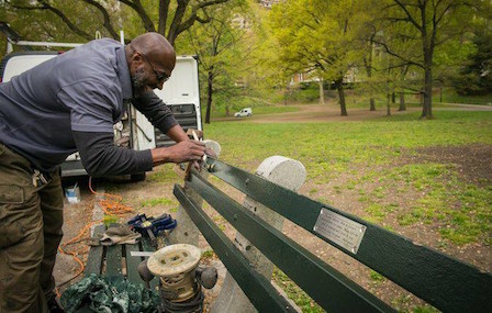 Свежие новости: В Николаеве стартует акция «Скамейка для города»