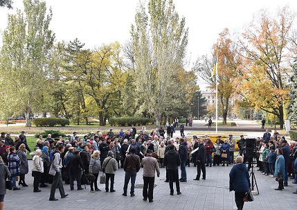 Свежие новости: У Николаевской ОГА прошел митинг против повышения тарифа на газ
