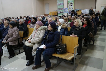 Свежие новости: - В місті є велика проблема з зеленими насадженнями, - Сєнкевич провів чергову зустріч з городянами