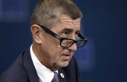 Свежие новости: Премьер Чехии призвал Италию запретить своим гражданам посещать европейские страны