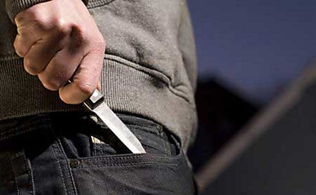 Фото новости: В Николаеве выходец из Кавказа ударил ножом мужчину, который приставал к его спутницам Свежие новости: В Николаеве выходец из Кавказа ударил ножом мужчину, который приставал к его спутницам