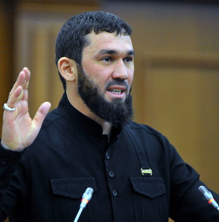 Фото новости: Парламент Чечни призвал Конгресс США оценить законность санкций против Кадырова Свежие новости: Парламент Чечни призвал Конгресс США оценить законность санкций против Кадырова