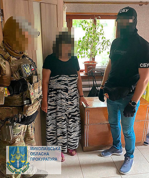 Свежие новости: СБУ затримала жінку, яка збирала для окупантів дані про маршрут Президента на Миколаївщині