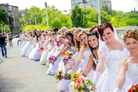 Свежие новости: В Николаевской области Вознесенск по праву может претендовать на статус «города невест»