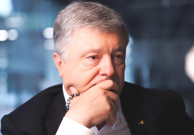 Свежие новости: Суд отпустил Порошенко под личное обязательство